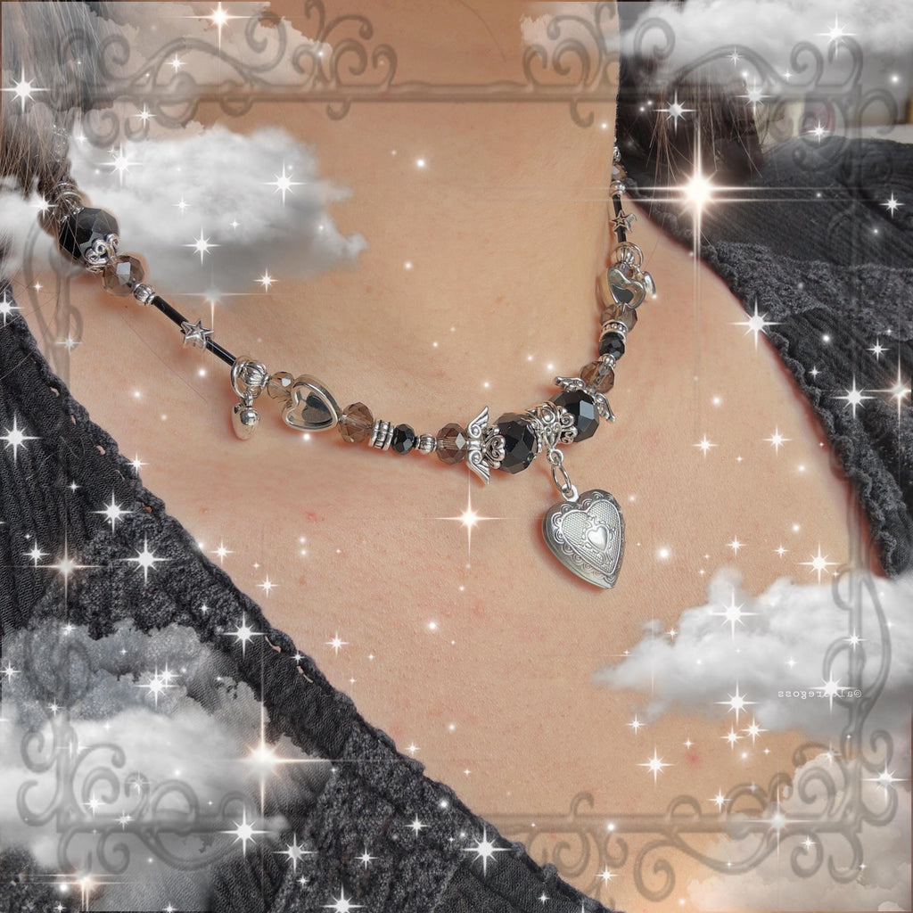 Dark Coquette Heart Locket Necklace, Gothic Princesscore Romantic Jewelry, goth valentines gift