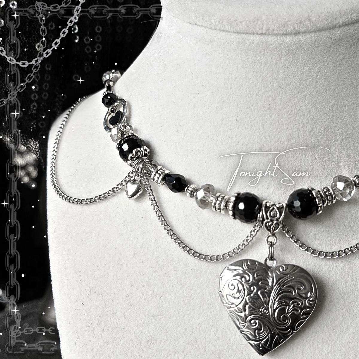 Gothic Romantic Heart Locket Necklace
